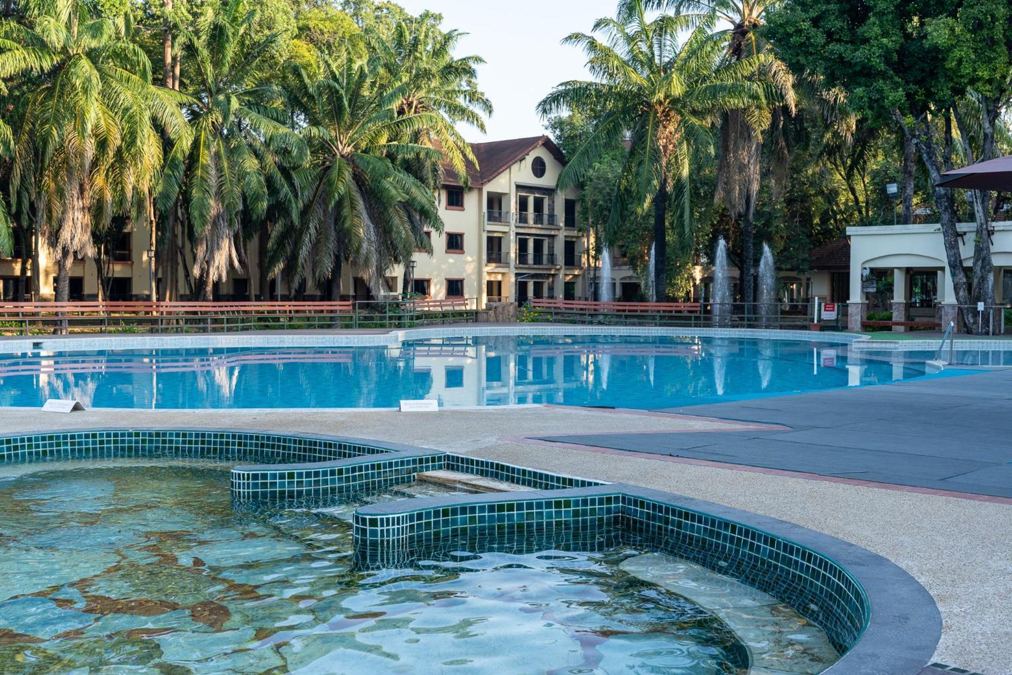 Pung-Waan Resort & Spa Kanchanaburi Exterior foto