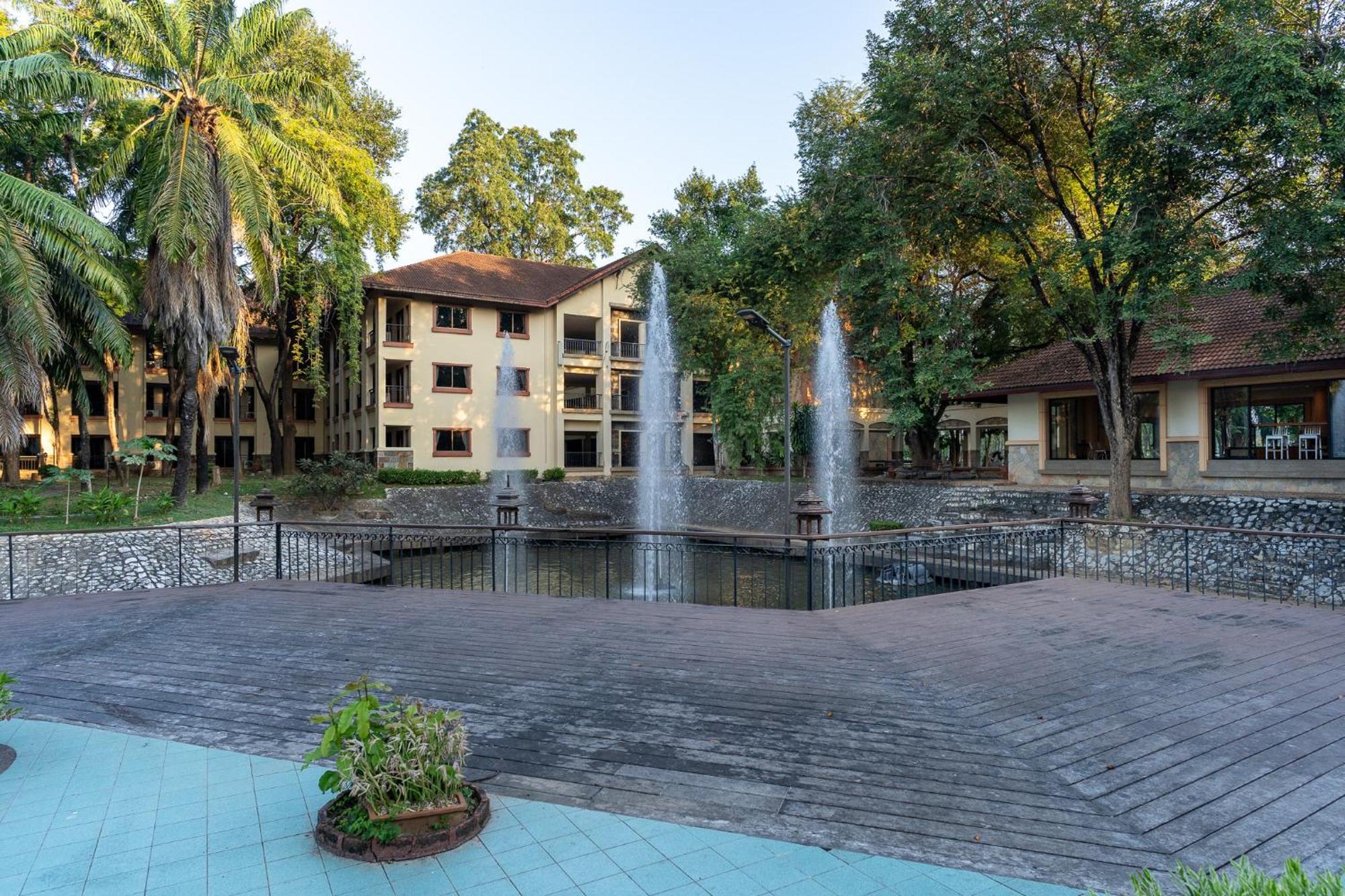 Pung-Waan Resort & Spa Kanchanaburi Exterior foto