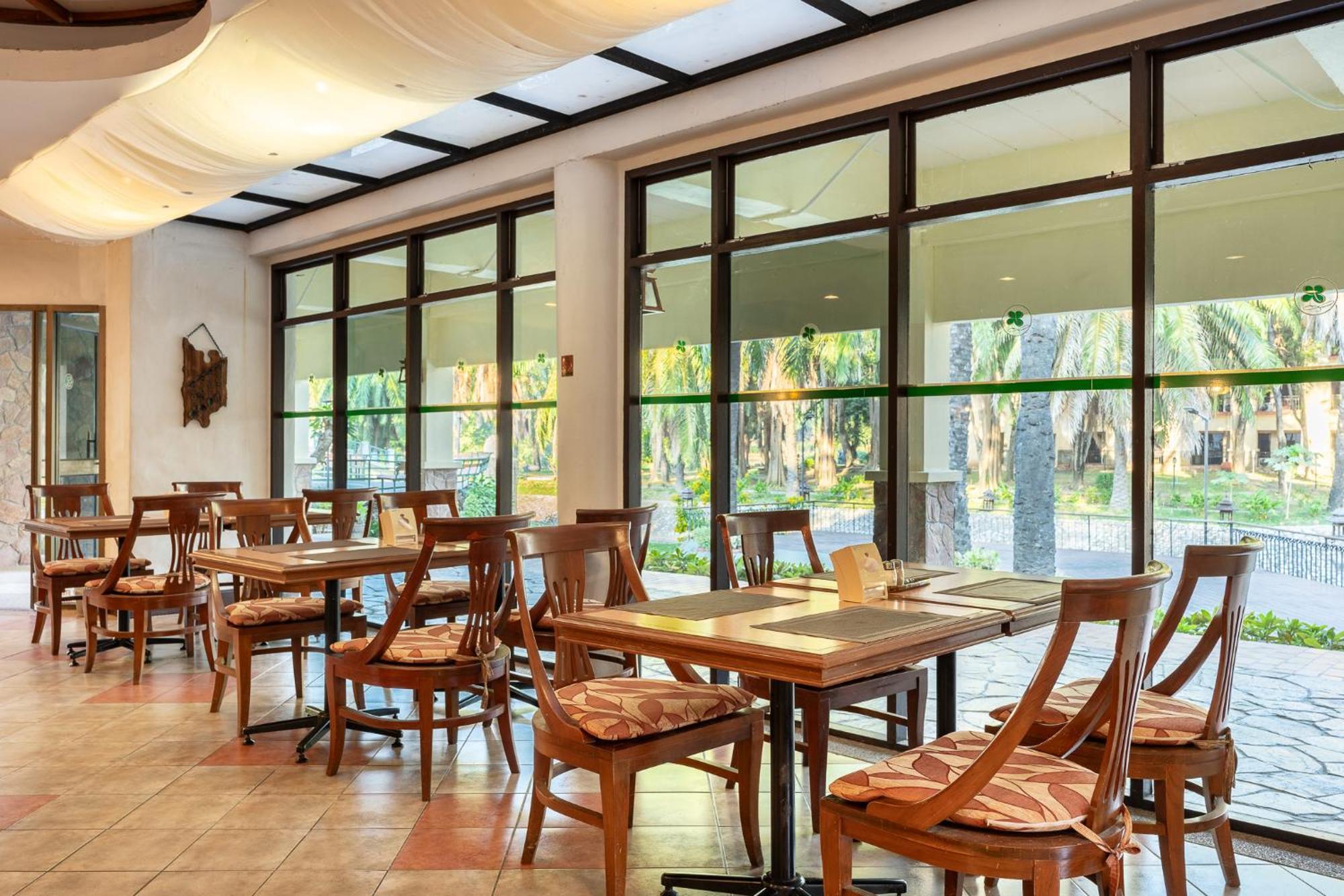 Pung-Waan Resort & Spa Kanchanaburi Exterior foto